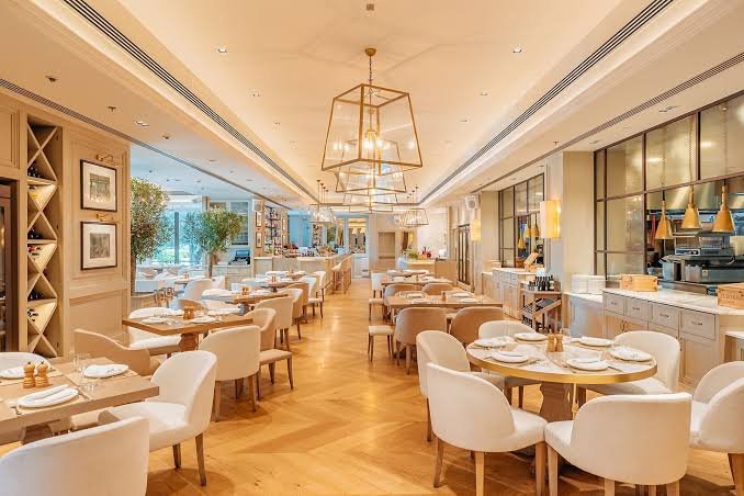Best Restaurants on Al Diyafah Street in Dubai